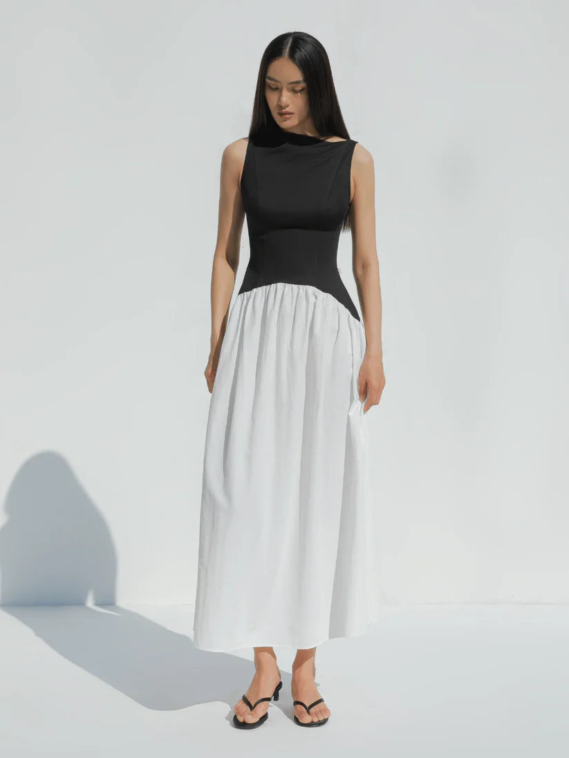 Black & White Sleeveless Contrast Dress